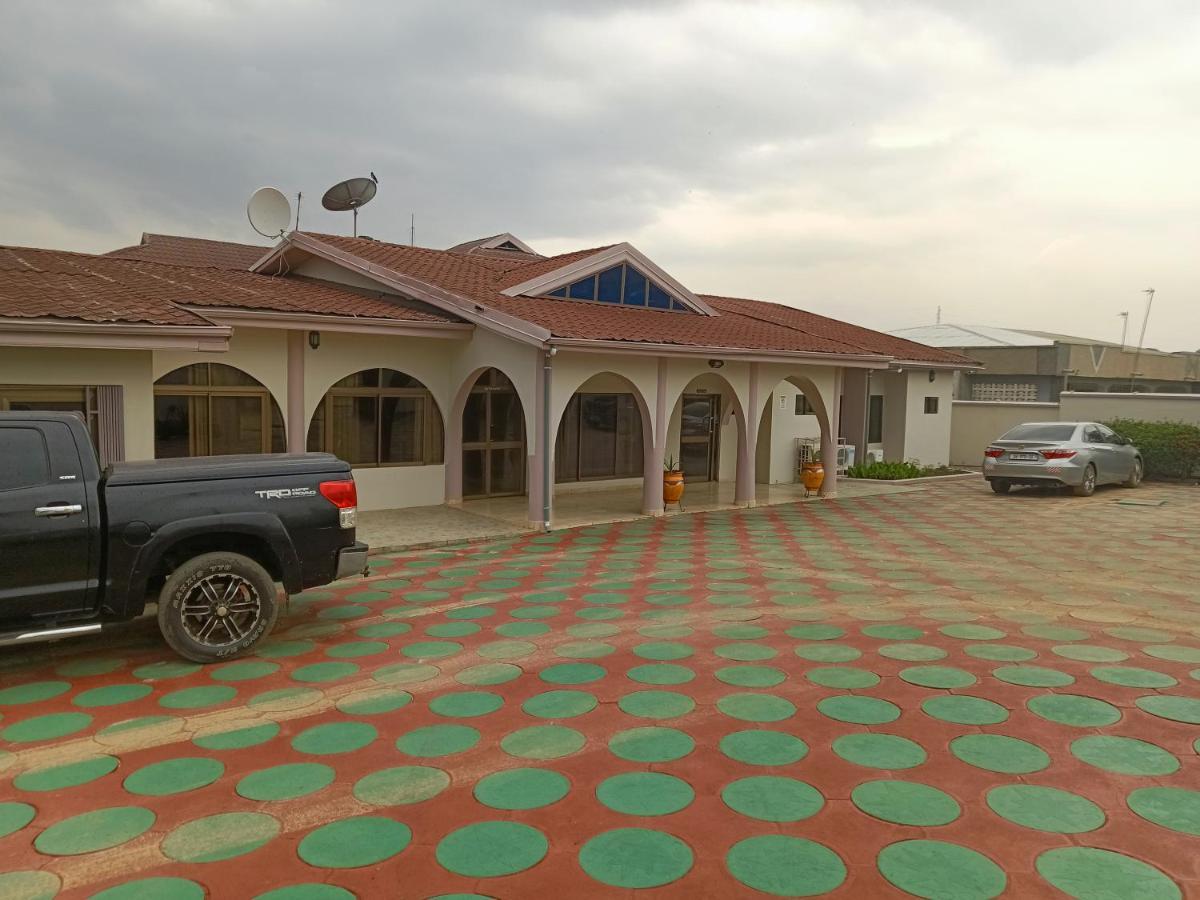 Prestige Guesthouse ,Ksi Kumasi Bagian luar foto